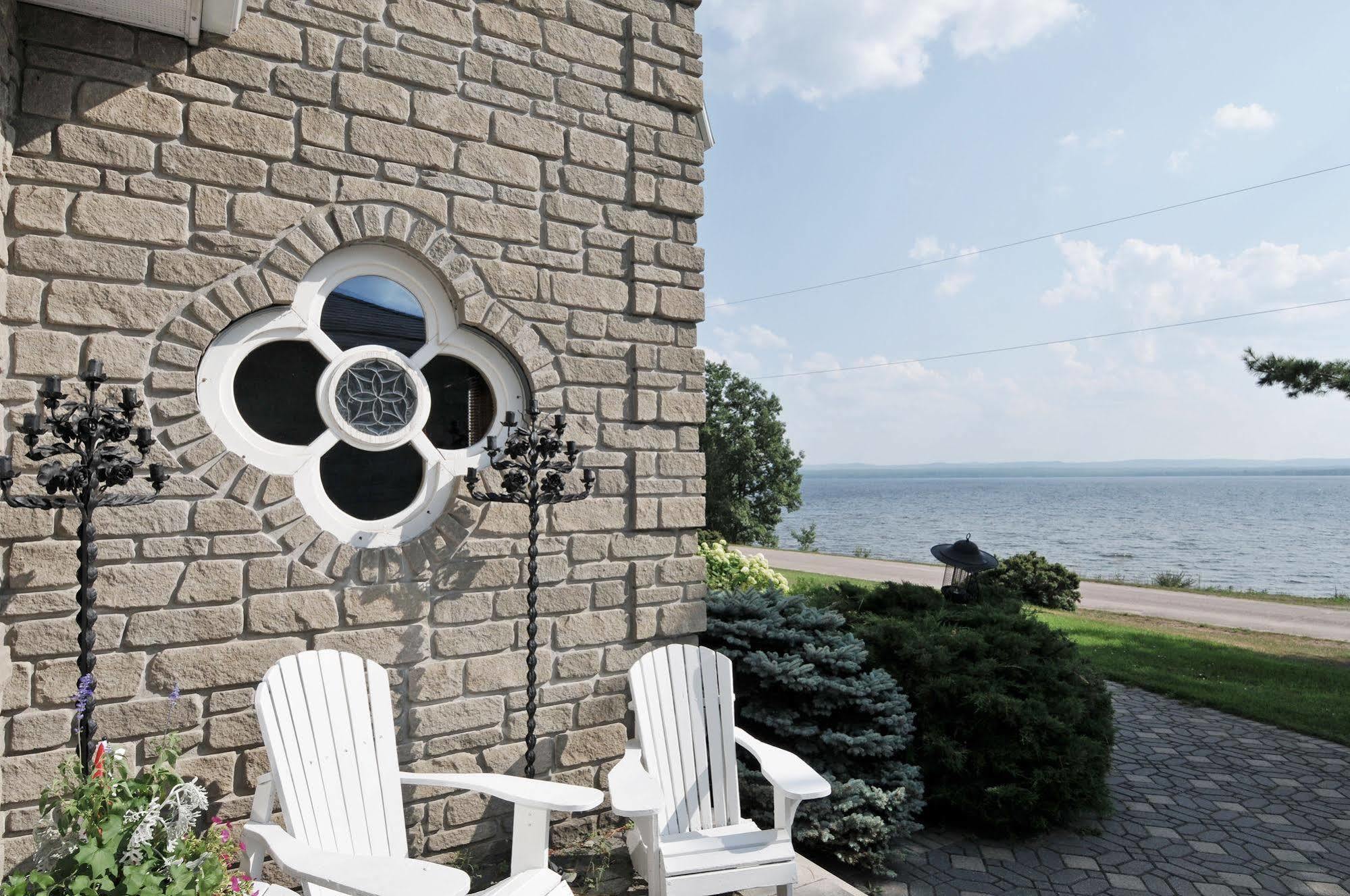 Greystone On Golden Lake Deacon Bagian luar foto