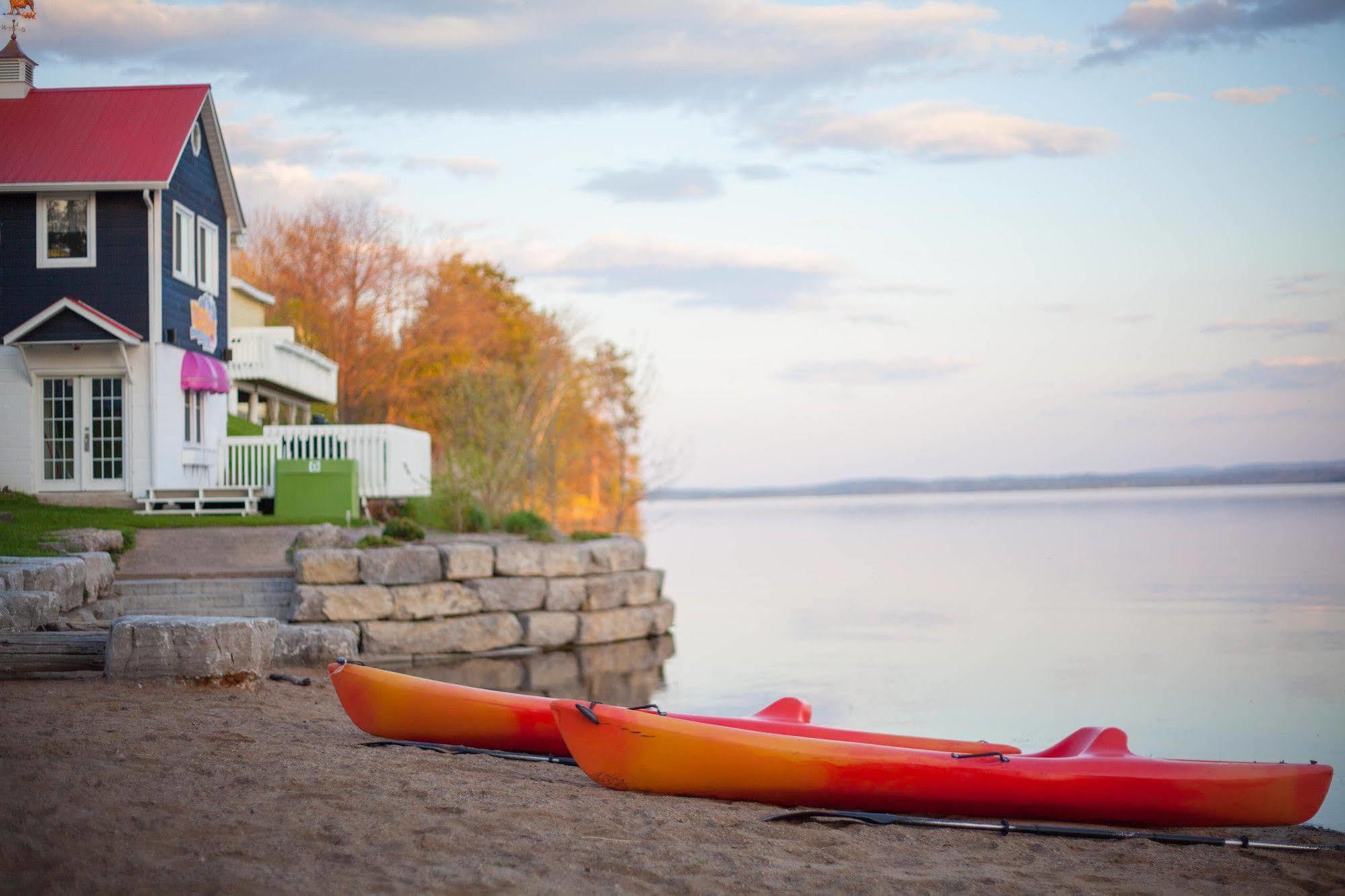 Greystone On Golden Lake Deacon Bagian luar foto